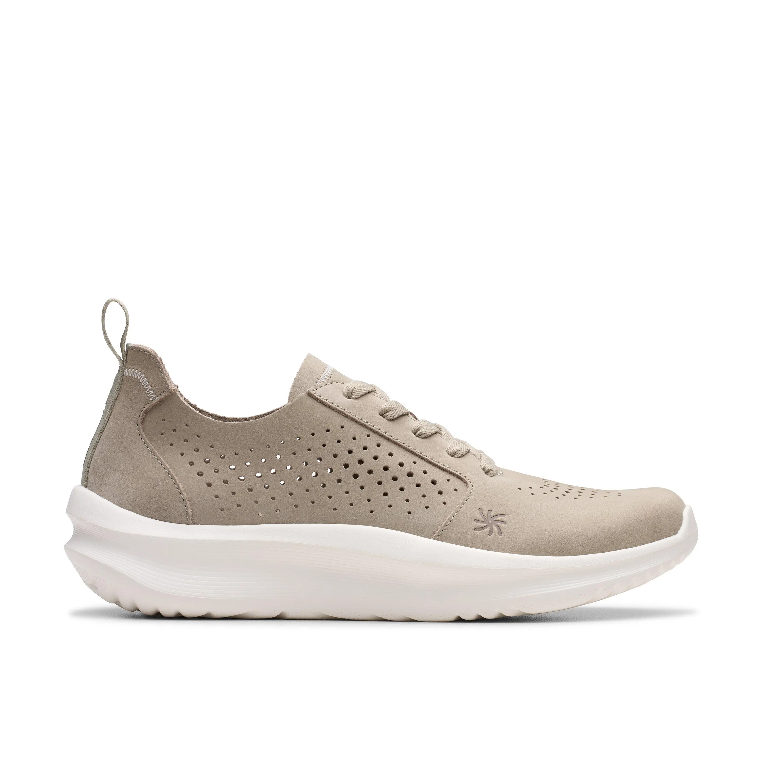 Clarks Cloudsteppers Womens Solevana Style Sneakers