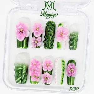 .DP.7630.Pink flowers and green leaves wearable nails