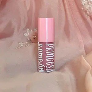 Princesa Bombón glitter lip gloss