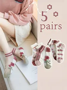5 pairs of women's transparent lace short Casual Comfy Socks, Sock Set, thin and cute floral pattern with little bear pattern, suitable for daily casual dating outfit in spring and summer.