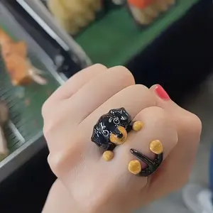 Cute Dog-Shaped Ring, Fashionable and Versatile, Easy to Wear, Perfect for Various, Trendy Accessory for All Seasons