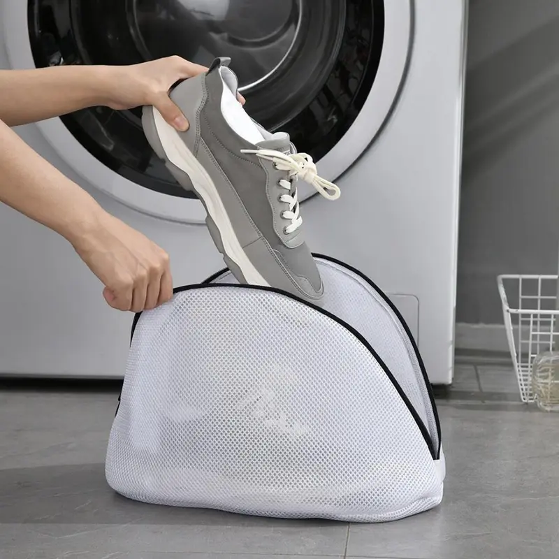 1 Piece Mesh Laundry Bag, Portable Mesh Shoes Washing Bag, Shoes Cleaning Bag with Zipper for Sneakers, Versatile Laundry Bag for Bra, Lingerie, Stocking, Laundry Room, Laundry Bag Travel, Shoe Laundry Bags for Sneakers