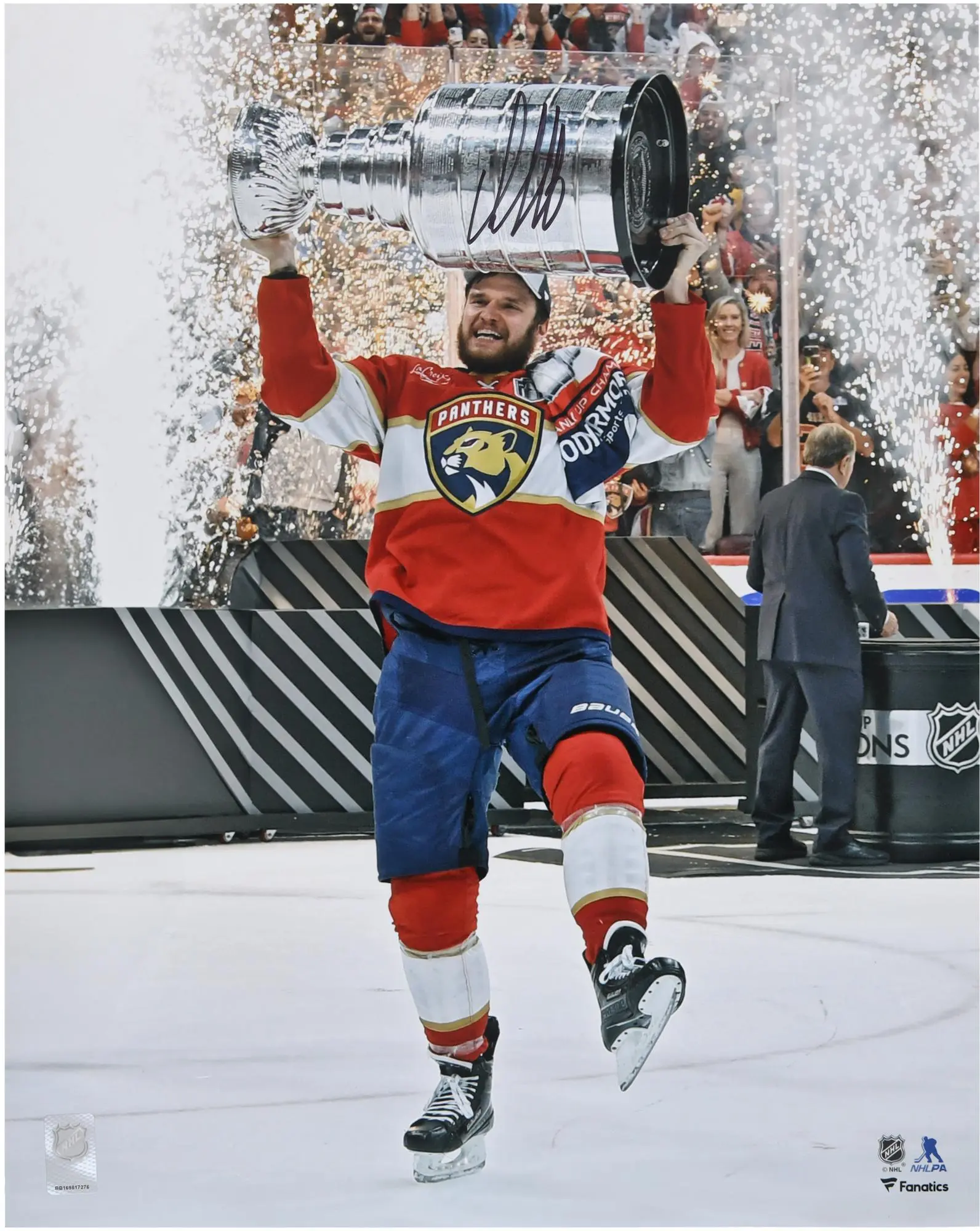 Aleksander Barkov Florida Panthers Autographed 2024 Stanley Cup Champions 16" x 20" Raising Cup Photograph - Fanatics Authentic Certified