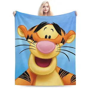 DISNEY CLASSIC Tigger Throw Blanket – Adorable Disney Tigger  Face Design, Bright Blue Sky Background, Soft Fleece Blanket for Kids, Bedroom or Gift