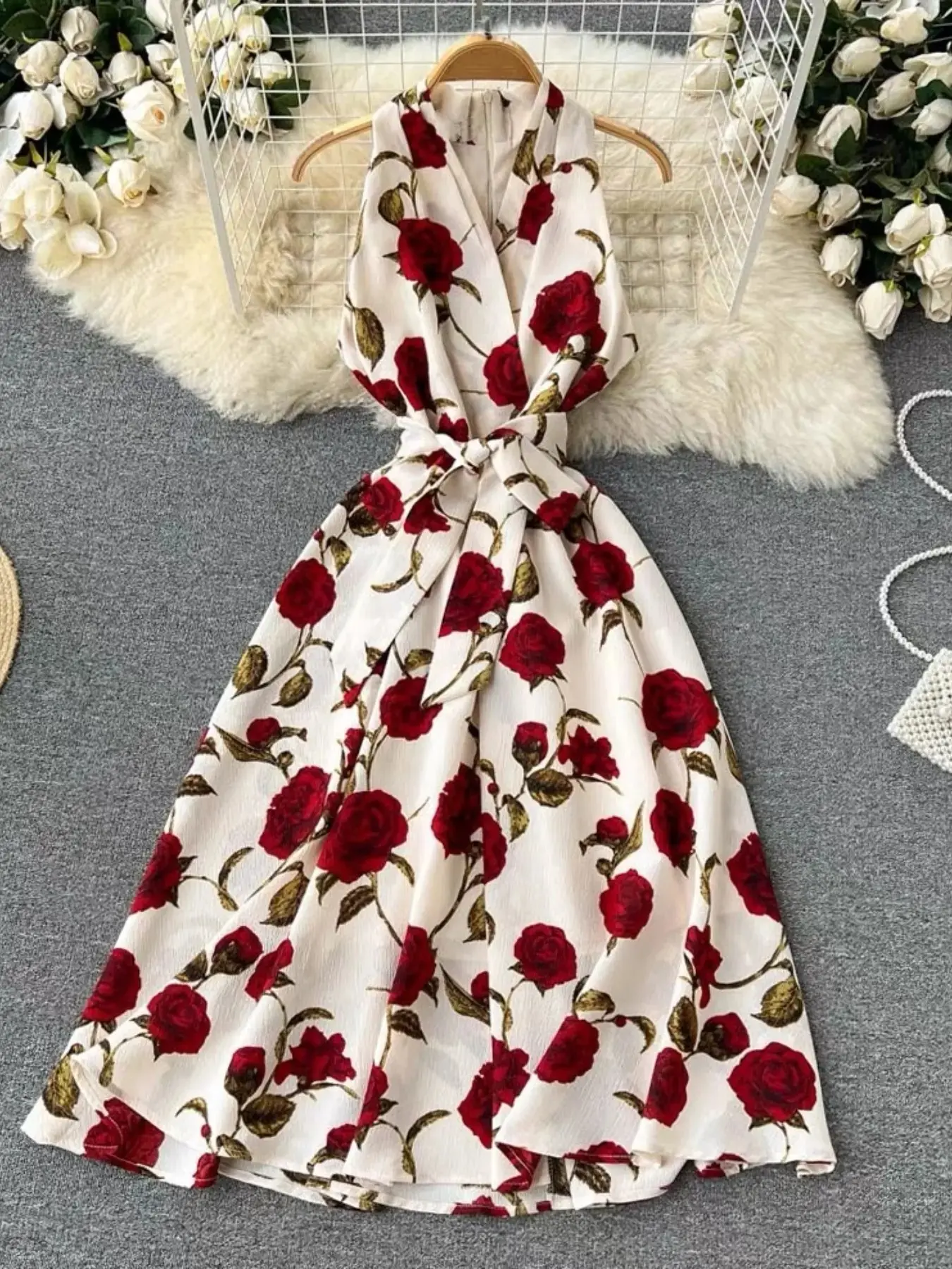 Vintage Floral Dress with V Neck and Adjustable Tie Waist, Flattering Fit Mid-Length Gown for Women, Elegant Goddess Style Womenswear, Casual Boho Chic Bohemian