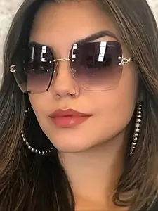 1pc Women's Frameless Glasses, Geometric Gradient Design, Perfect for Summer Beach Vacation, Fashionable Outdoor Travel Accessory