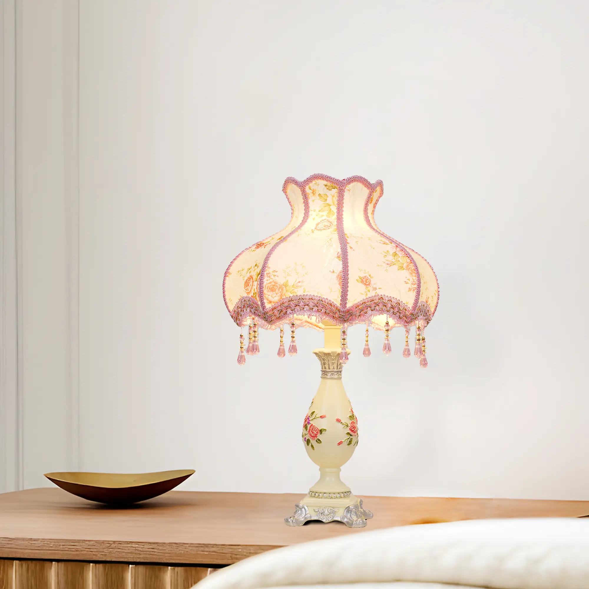 Aeyee Blush Pink Modern Resin Table Lamp - Handmade-Look Fabric, Antique Flower Decor, E26 LED Bulb Included, 20.87in H x 12.9in W x 12.9in D, 5.6 lbs, Kids' Room Desk Lamp for Home Improvement Indoor Lighting, Flowers