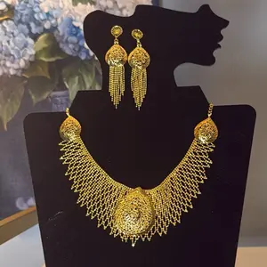 Gold-Tone Imitation Jewelry Set Necklace