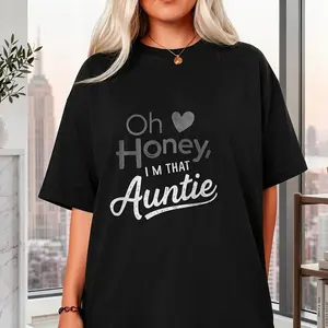 Plus Size - Plus Size - Wo Oh Honey I'm That Auntie T Shirt Funny Slogan with Heart Print Soft Blending Fabric Loose Fit Round Neck Casual Top Nontransparent Shirt Suitable for All Season Wear M, suitable for spring