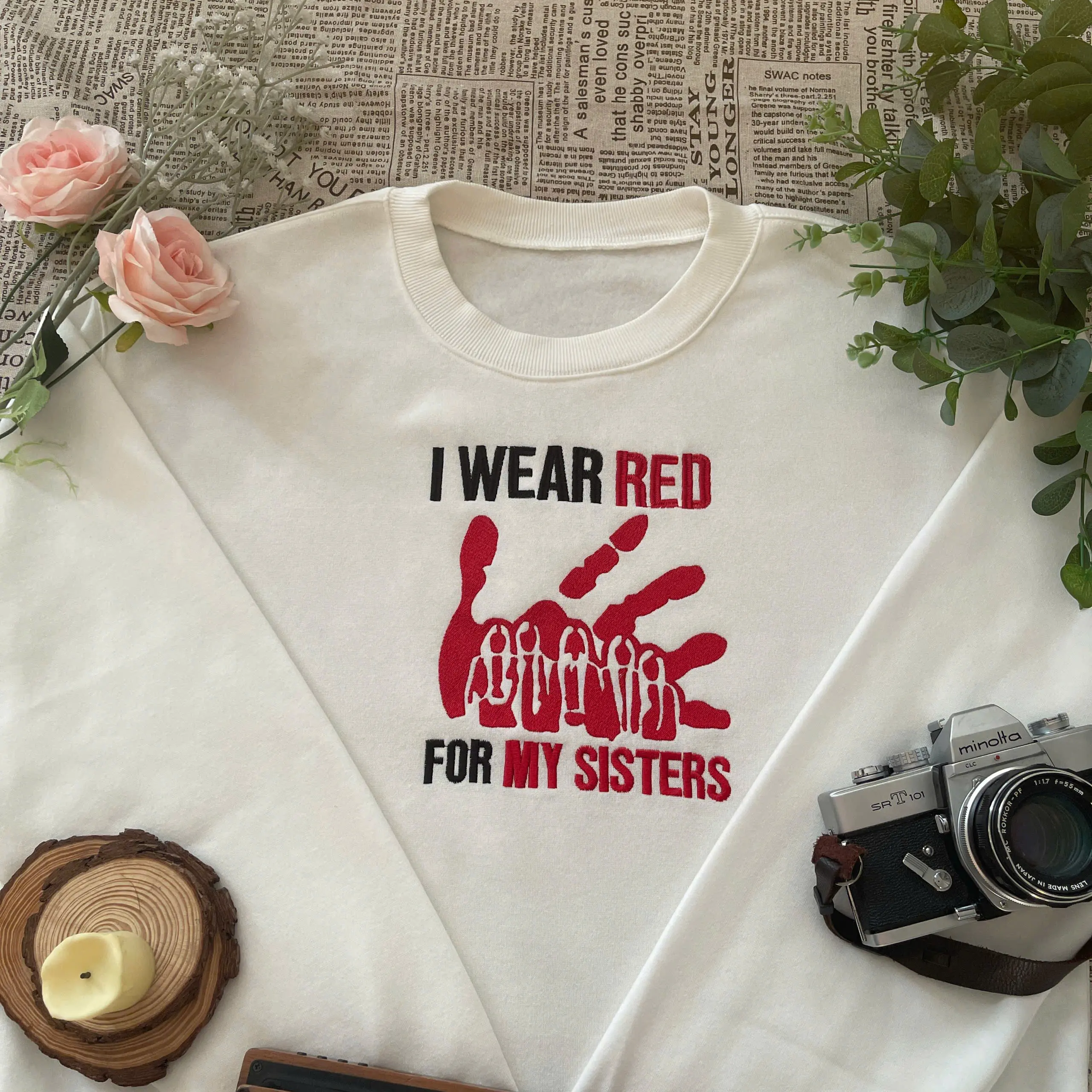 Embroidered I Wear Red for My Sisters Crew Neck Sweatshirt, Stolen Sisters Embroidery Unisex T-shirt Hoodie, MMIW American Native Indigenous Red Hand