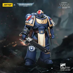JOYTOY Warhammer 1/18 Action Figures Ultramarines Titus with Laurels of Victory Officially Licensed Collectible Model