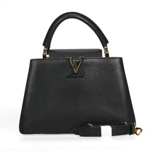 Pre-owned Louis Vuitton Calfskin Shoulder Bags Capucines Black 15947033 hz