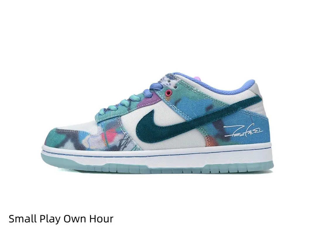 Indie Art Rainbow Graffiti Tie Dye Canvas Low Top Skate Sneakers Unisex, Abstract Printed Canvas Upper & Cushioned White Foam Midsole #SkateShoes #StreetSneakers #ArtKicks