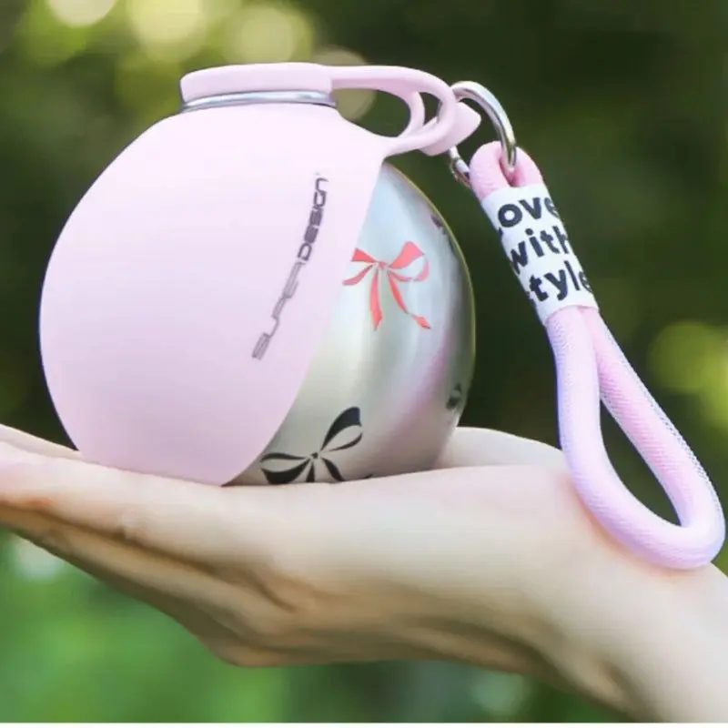 portable doggo water bottle