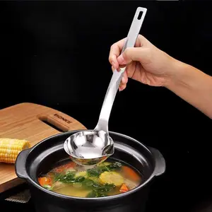 Stainless Steel Fat Separator Spoon, Oil Separating Soup Ladle, Kitchen Essential Tool for Healthy Cooking, Dishwasher Safe, Low-Fat Diet Friendly