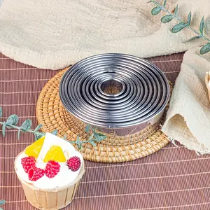 12pcs Round Edge Stainless Steel Cookie Molds, Round Cookie Cutters, Pastry Molds, Round Doughnut Ring Molds for Baking Pastry Doughnuts