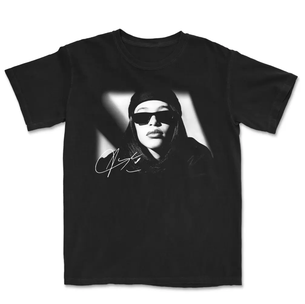 Comfort Colors Aaliyah Classic Tee, Vintage 90s Bootleg Rap Tee Style, Aaliyah Sweatshirt Womenswear Top Streetwear