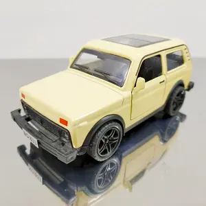 1:36 alloy car model, classic car model, children's toy car, with pull-back and push-pull functions, gift