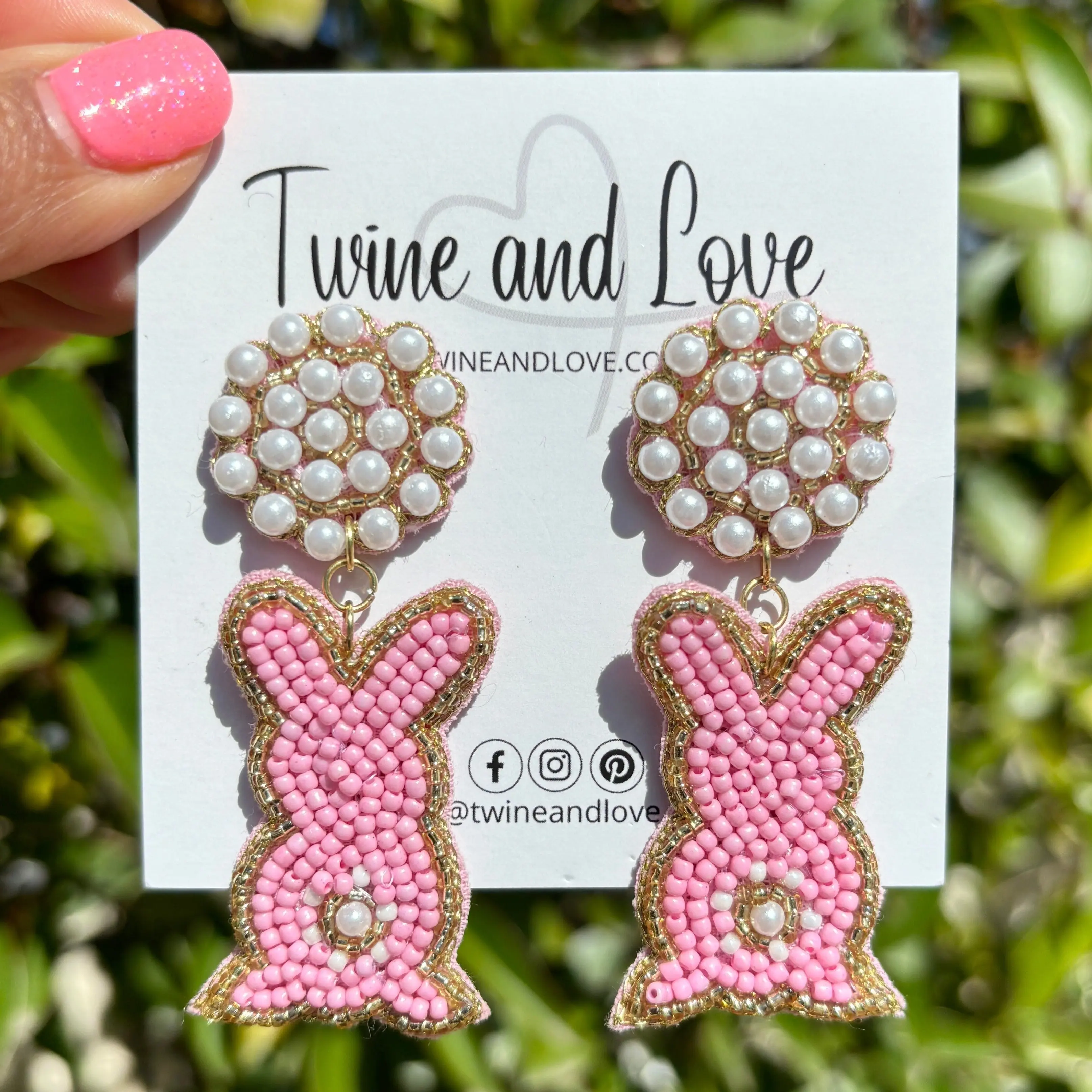 Pearly Easter Bunny Beaded Earrings