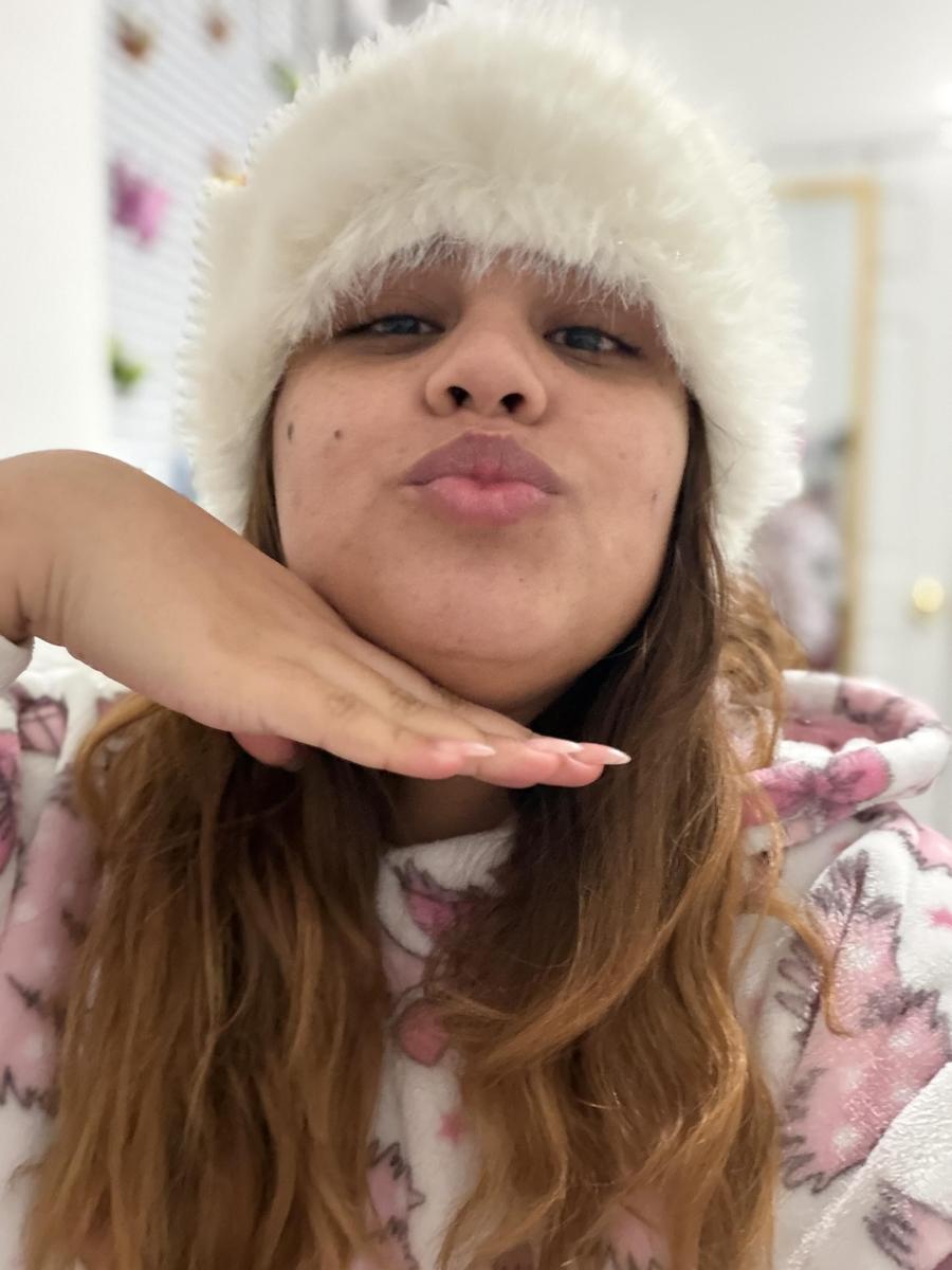 Item: Faux fur hat for women-white