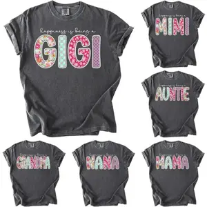 Comfort Colors Personalized Floral Gigi T-Shirt – Happiness Is Being a Gigi Graphic Tee - Cute Grandma Nana Mimi Auntie Mama Gift by GeraldGerald Design