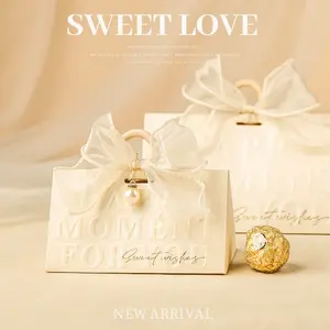 New European Style Candy Box Wedding Favor Boxes High-End Simple Handheld Candy Gift Box Unique Wedding Candy Bag Empty Box Elegant Gift Box