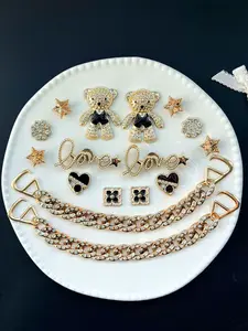 16 Piece Rose Gold Rhinestone Shoe Charms Set, Teddy Bear Love Chain Decorations, Trendy Hole Shoes Accessories