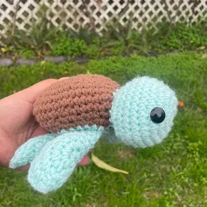 So totally rock sea turtle crocheted