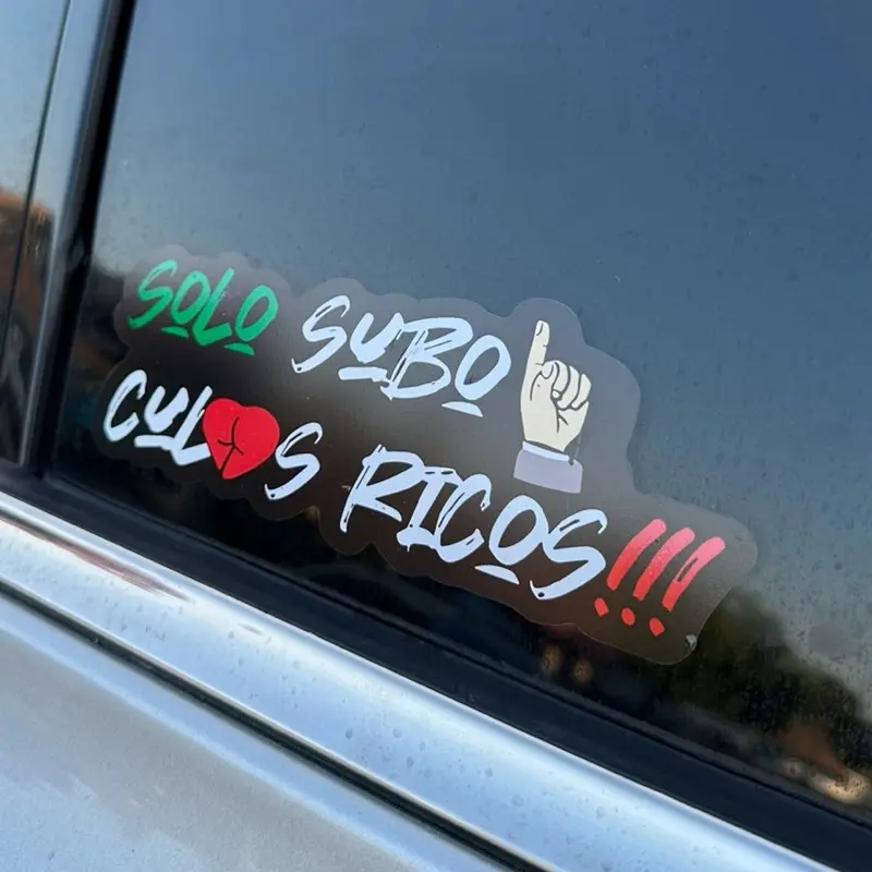 Solo Subo Culos Ricos Vinyl Bumper Sticker - Custom Car Accessories, Easy-Application Personalized Adhesive for Car Vehicle Decoration, Exterior Automobile Decal