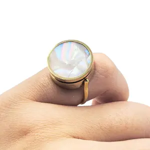 Hot-Selling Niche Design Multi-Functional Storage Ring Unisex Style Can Store Aromatherapy Emergency Pills Lipstick Stainless Steel Ring Fashion Accessories Holiday Gift