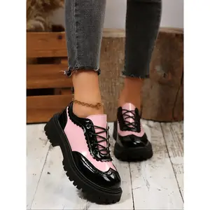 Women's Casual British Style Thick-Soled Retro Shoes, Round Toe Oxford, Fashionable Color Block Leather Footwear for Comfort and Style