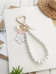 Elegant Faux Pearl Decorated Keychain, Cute Flower Design Keychain for Women & Girls, Fashion Accessories for Daily Use, Trendy All-match & Exquisite Keychain for Birthday Gift, Fashionable Alloy Keychain