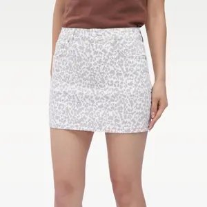 Vixen BlueMoment Leopard Print Mini Skirt for Women Low Waisted Y2K Aesthetic Skirt Summer Streetwear Outfit Fitted Bodycon