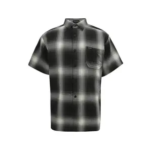 Men's essential checkered short sleeved button up shirt