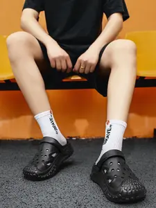 Summer Unisex Thick Sole Anti-Slip Hole Shoes, Eva Breathable Tire Pattern Two-Wear Sandals, Indoor Outdoor Beach Shower Shoes