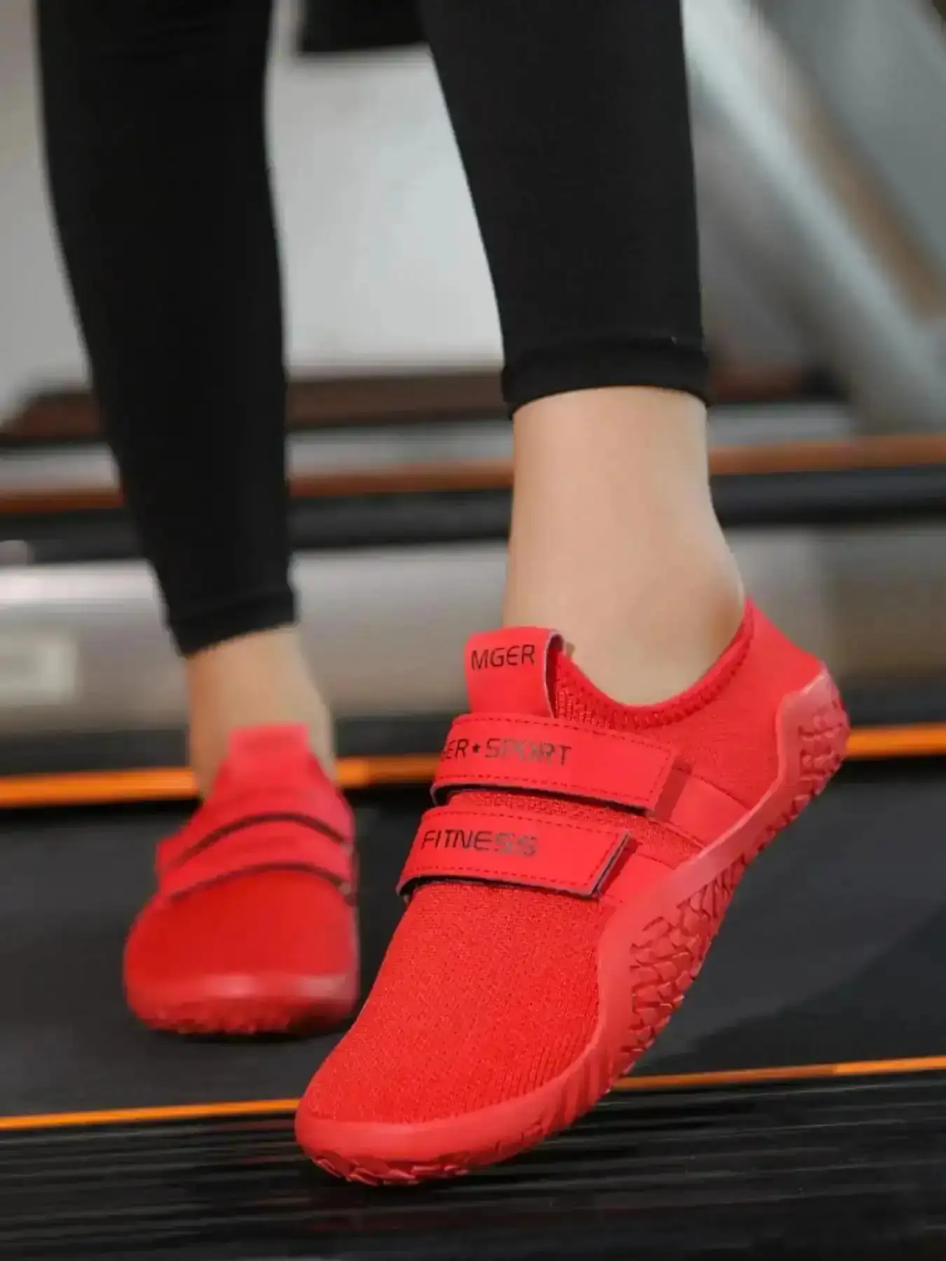 Unisex Sporty Velcro Design Snkrs Daily Comfy Airy Training Shoes Chic Gym for Athletic durable seasonal responsive street style outdoor sports multi sport court fitness walking Sleek Heels Practical Everyday Pair Sharp