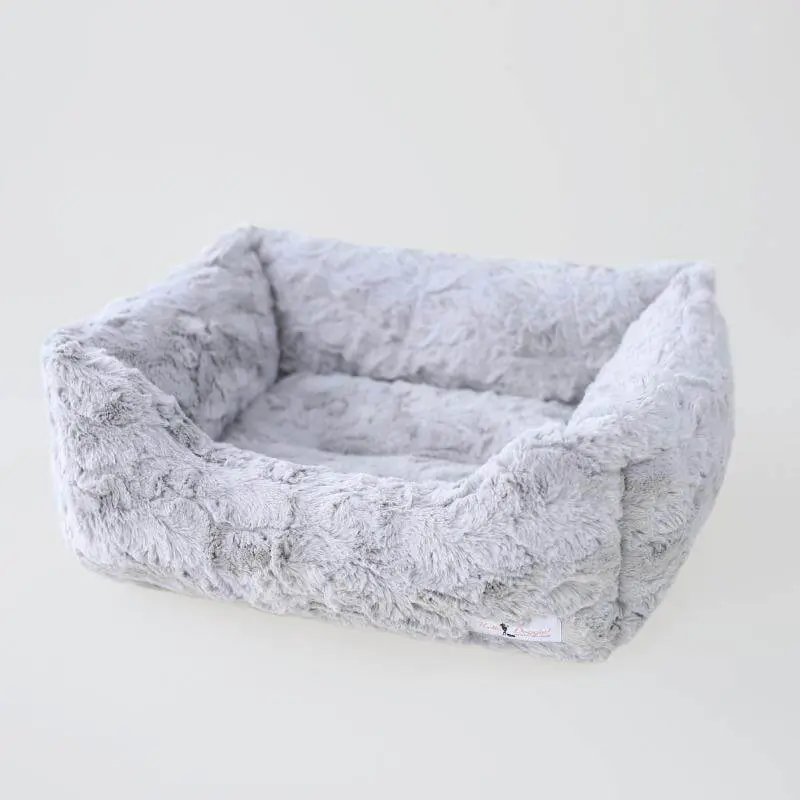 Hello Doggie Bella — Luxury Dog Bed for Teacup & Toy Breeds