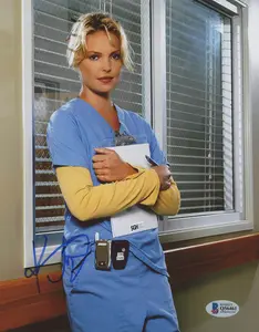 Katherine Heigl Signed 8x10 Photo of Izzie Stevens from Grey's Anatomy with Beckett COA