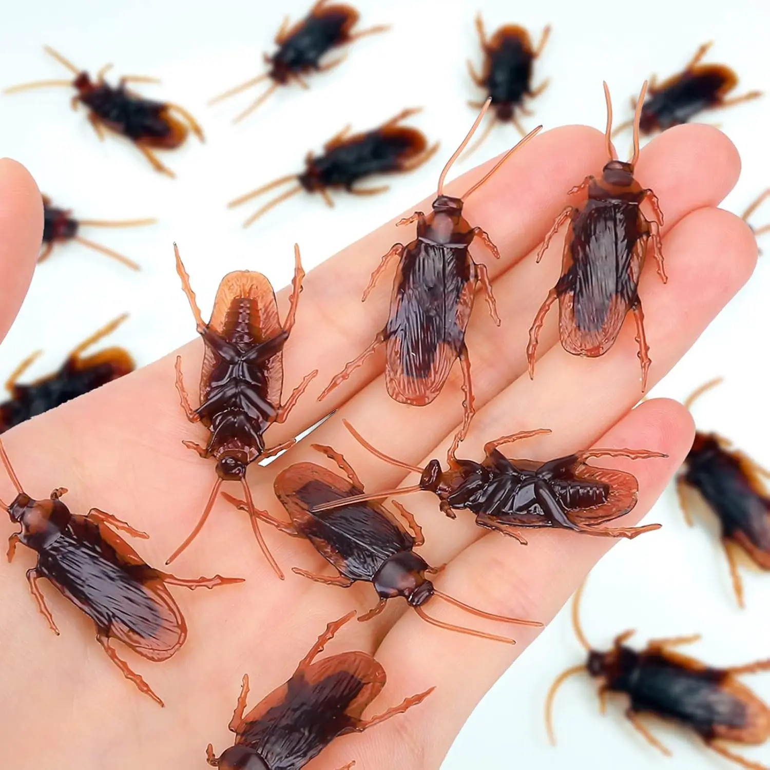 Premium Fake Cockroaches, Realistic Lifelike Faux Roaches | Pretty Realistic Fake Roaches, Great Way to Play a Prank, Creepy Halloween Project, Tricking People, Kid Playing, 15PCS