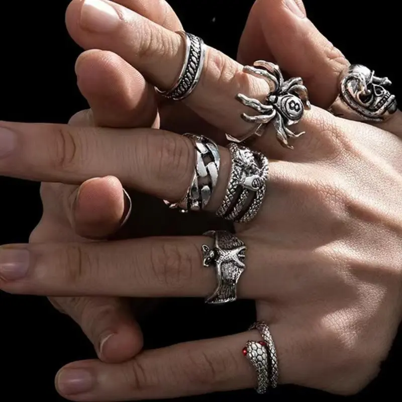 7pcs/set Punk Creative Retro Snake Skull Spider Chain Design Ring, Fashion Hip Hop Exaggerated Textured Metal Stackable Rings for Men and Women, Personalized Trendy Versatile Matching Rings