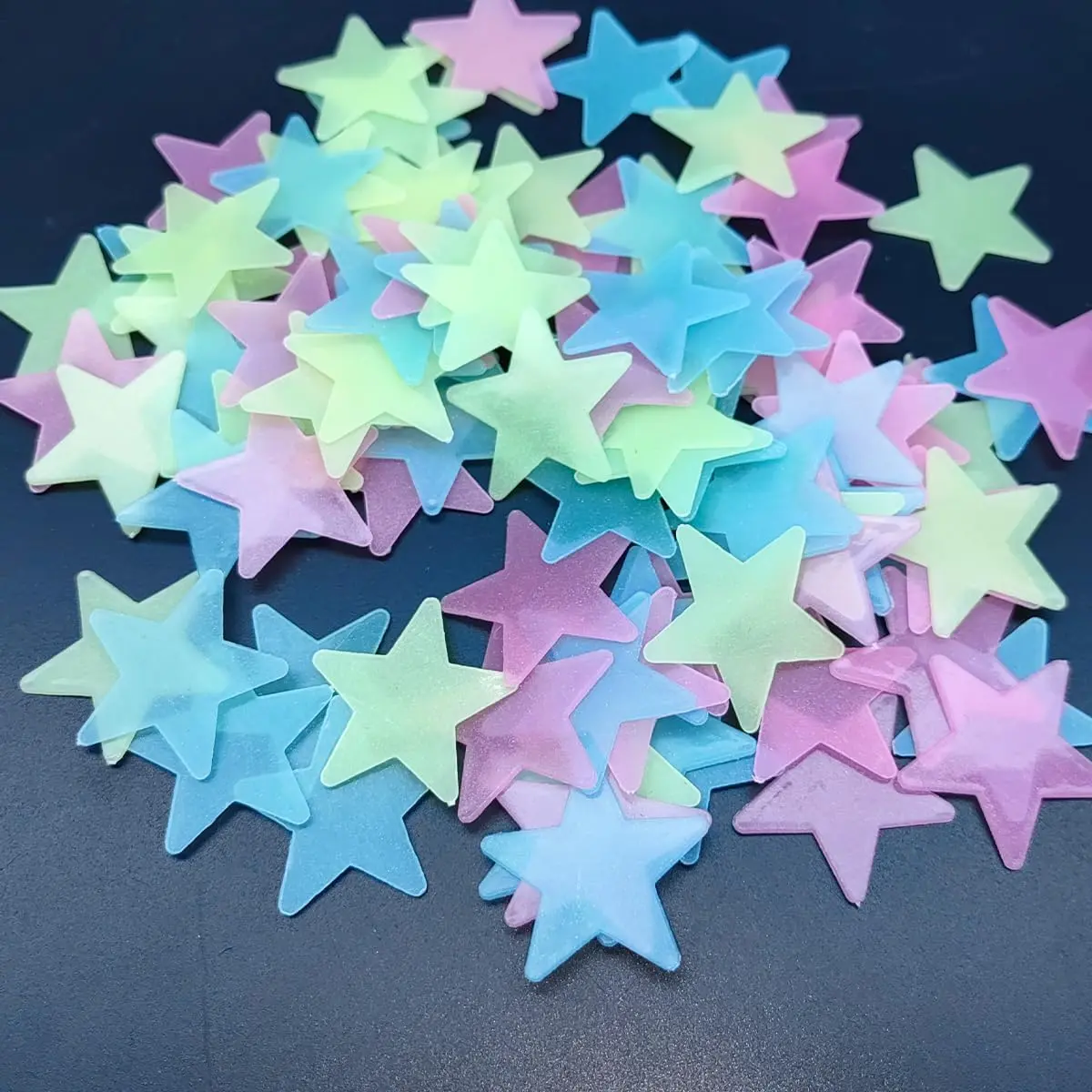 2PCS Night Glow Star Decal Stickers, Home Decor Decoration Items, Kids Bedroom & Ceiling Accessories, Ideal Gifts, Resin Rubber