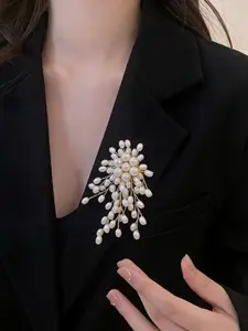 Firework Design Pearl Brooch with Wrap, Elegant and Versatile Accessories for Women's Suits and Dresses, Perfect Gift for Friends, Flower Brooch