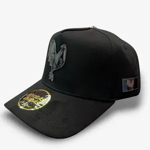 Gorra “El Gallo” estilo placa en alta calidad y ajustable con broche - high quality rooster plate style hat - SnapBack closure - cap for men and women