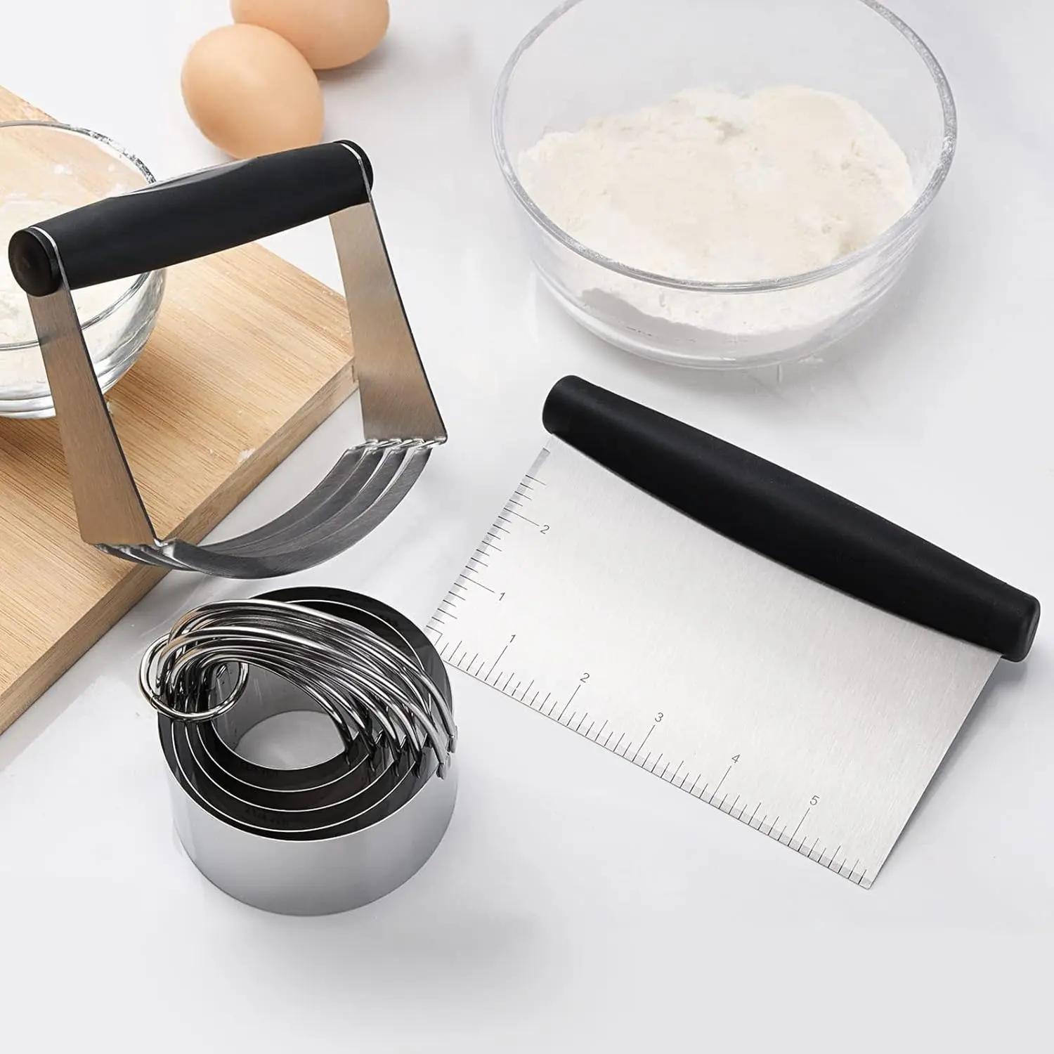 Stainless Steel Biscuit Cutter Set, Flour Duster, Pastry Scraper and Dough Blender, Sturdy & Long-Lasting with Ergonomic Rubber Grip, Professional Baking Dough Tools, Gift Package (4 Pcs/Set)