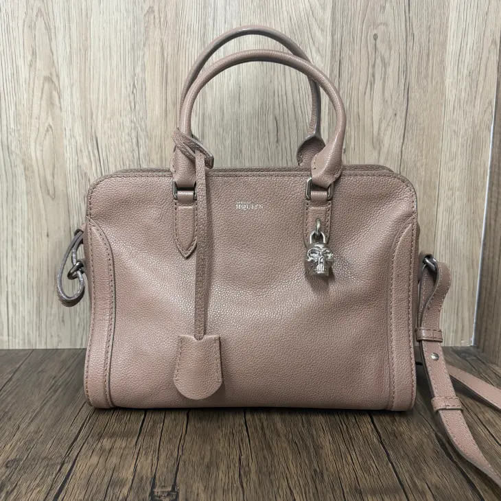 Pre-owned Alexander McQueen Leather Shoulder Bags 7.8'' R2269 Shoulder Bag C18373853992 0517 T3 Mia