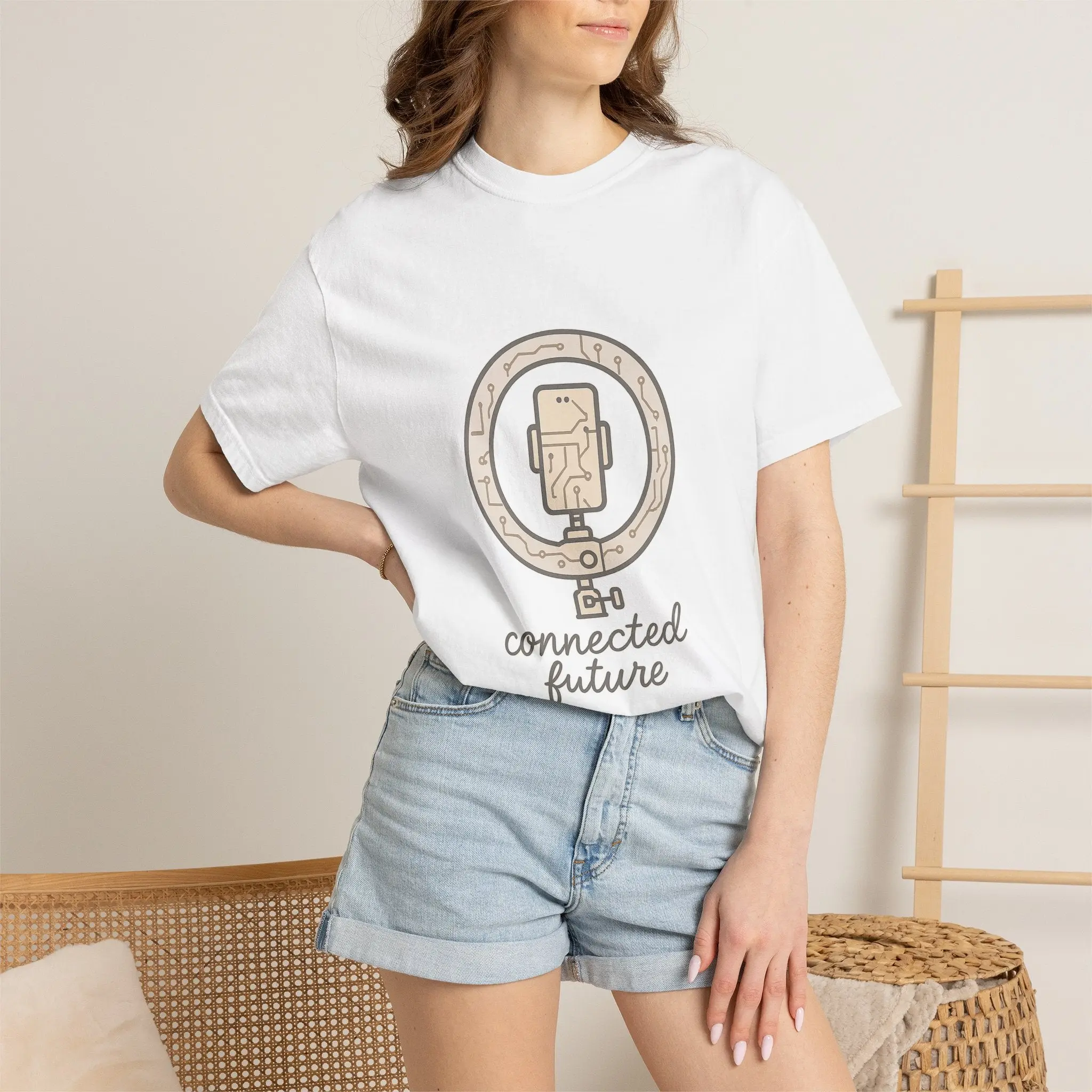 Influencer T-Shirt – Vintage-Wash Comfort Garment-Dyed Tee for Men & Women | Influencer Gift