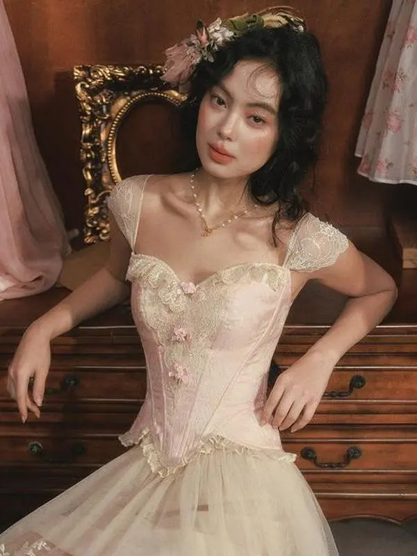 Vintage Petal Corset Vintage Petal Corset