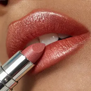 6 Colors Gradual Lipstick, Moisturizing Pearlescent Shimmer, Long-lasting and Easy-to-applied Lip Color That Enhances Your Complexion, Featuring A Rich Color Shade and A Smooth, Non-Greasy End, Perfect for Festivals, Parties, and Everyday Makeup