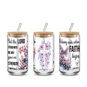Cute Pink Blue Floral Cross Design 16oz Clear Glass Water Cup with Lid and Straw, Bamboo Lid Reusable Glass Drinking Cup, High-Quality Glass Jar Design, Suitable for Iced Coffee, Beer, Juice, Milk, Cold Drink Glass Cups, Fashionable Glassware