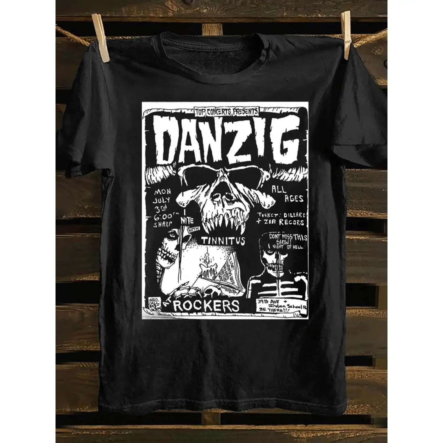 Menswear Short-Sleeve Round Neck Cotton Danzig Punk Rock Band T-Shirt for Men, Vintage TV Poster Design, Casual All-Match, Machine Washable, Black with White Graphics, Men's Tops